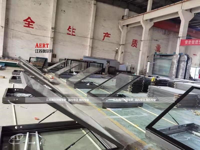 西安智能城市之光公交候車亭第6批發(fā)貨 西安智能城市之光公交候車亭第6批發(fā)貨